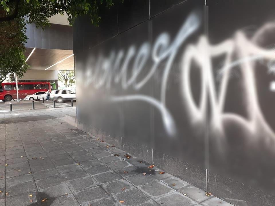 Apenas entró en servicio y ya vandalizaron estación Río Nilo de la L3