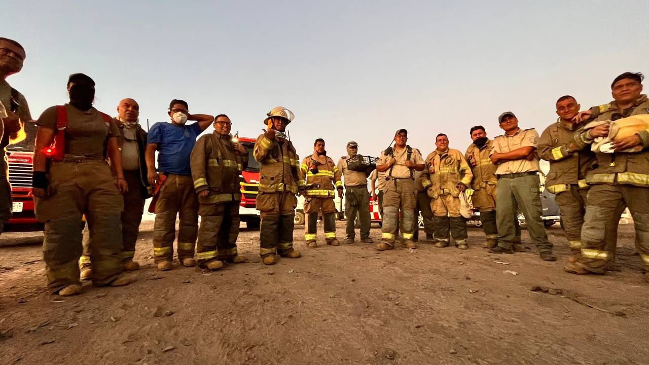 Controlan Incendio En Antiguo Relleno Sanitario Los Laureles Tráfico Zmg 2585