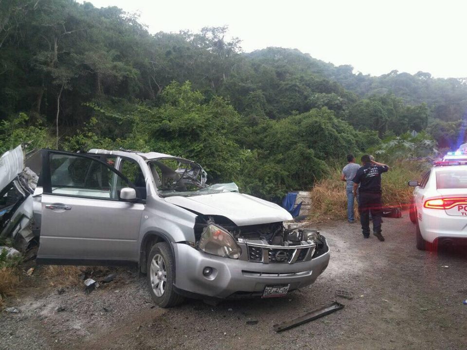  Dos muertos en choque en la carretera Tepic a Puerto Vallarta - Tráfico ZMG